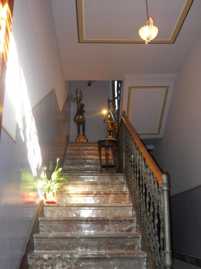 Bed and Breakfast Antico Palazzo Giardini-Naxos Exterior foto